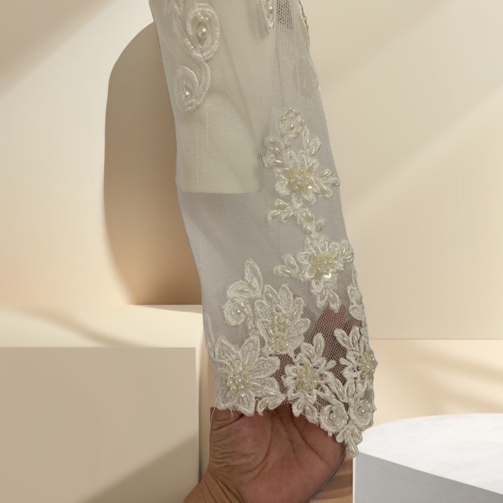 Pre loved 🥰 Morilee Vintage, minimal Raw Silk Wedding Dress. - Picture 9 of 15